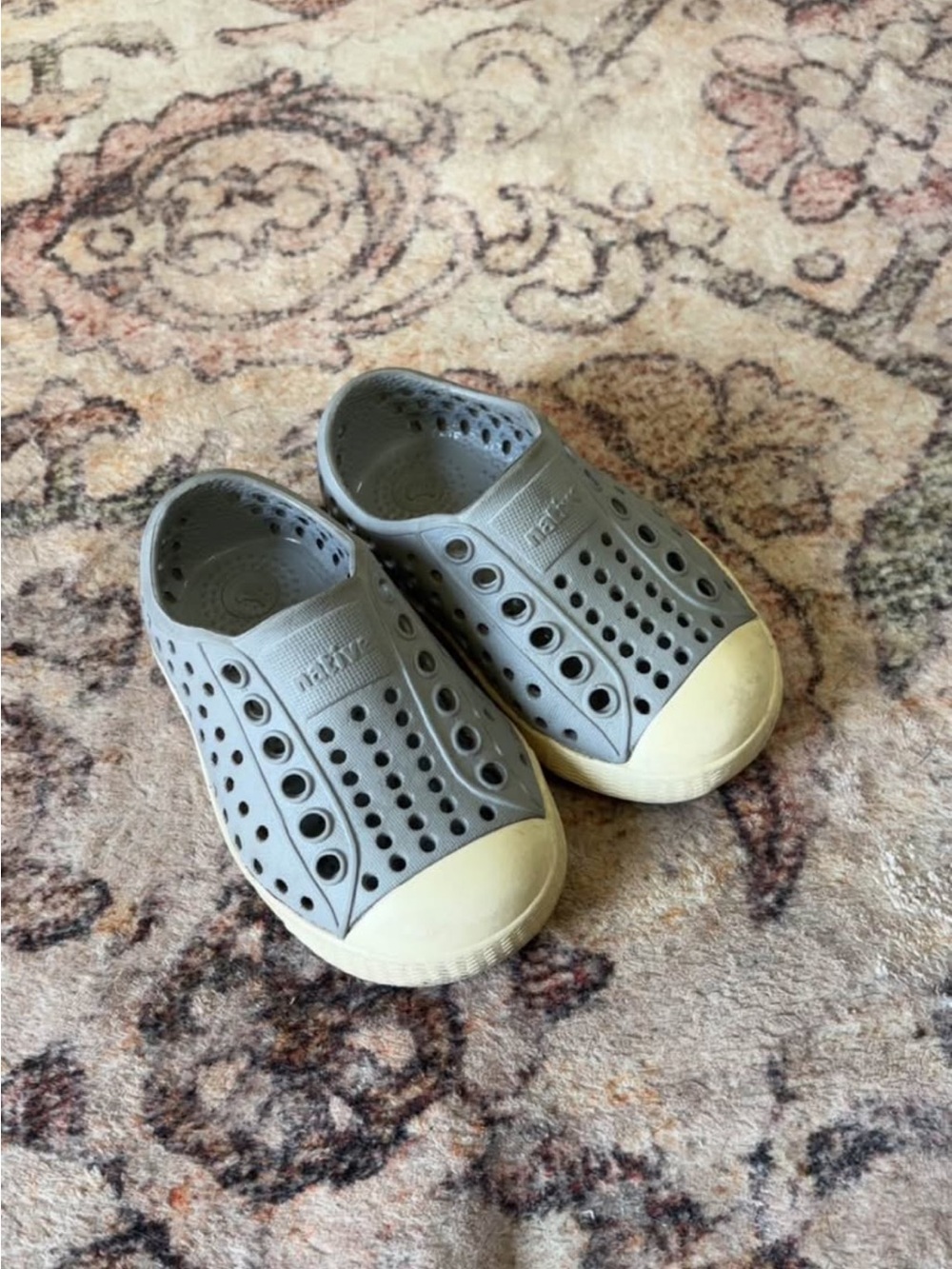 Native Kids Water Shoes in Gray with Cream Toe
